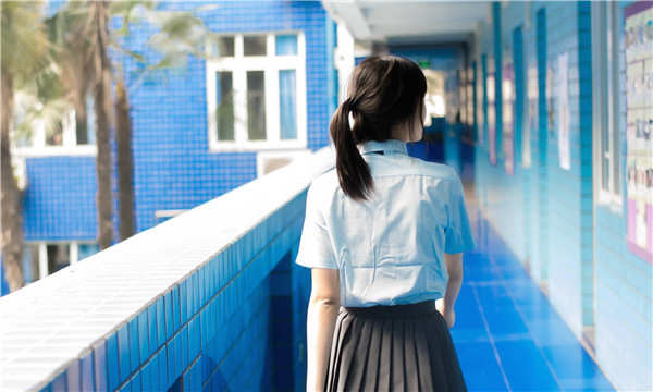 波密如何找到一个可以帮助我生孩子的女人？