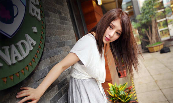 波密想找一个女性生孩子给报酬-｛找个女人生孩子多少钱｝